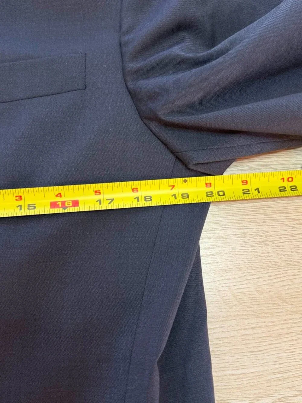 Jos. A. Bank Slim Fit Navy Blazer Size 42R